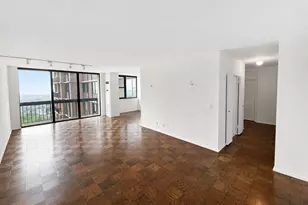 270-10 Grand Central Pkwy, Floral Park, NY 11005 - Photo 8