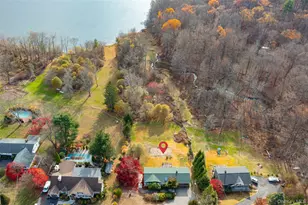 21 N Gate Rd, Carmel, NY 10512 - Photo 2