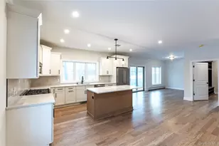 352 Holt Dr, Pearl River, NY 10965 - Photo 18