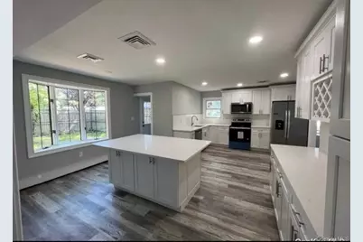 18 William Street, Coram, NY 11727 - Photo 2
