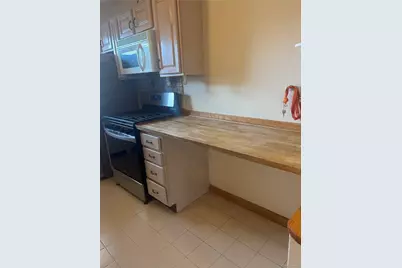 268-18 81st Avenue #B, Floral Park, NY 11040 - Photo 6