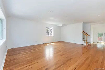 5637 Delafield Avenue, Bronx, NY 10471 - Photo 6