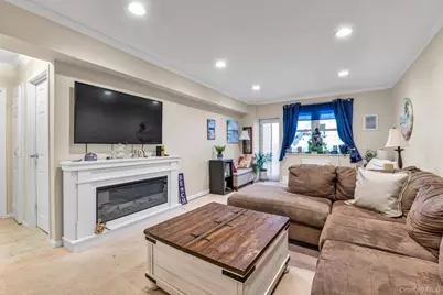55 Monroe Boulevard #5R, Long Beach, NY 11561 - Photo 4