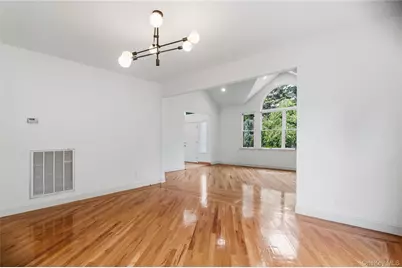 10 Osborne Lane, Greenvale, NY 11548 - Photo 8