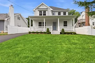 47 Central Pkwy, Huntington, NY 11743 - Photo 2