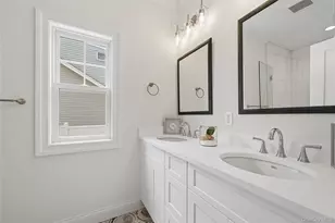 47 Central Pkwy, Huntington, NY 11743 - Photo 18