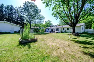 14 Akron Pl, Shoreham, NY 11786 - Photo 18