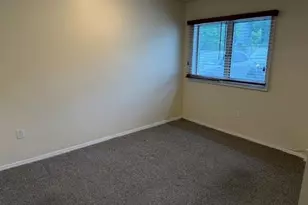 809 N Alleghany Ave, Lindenhurst, NY 11757 - Photo 8