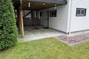 809 N Alleghany Ave, Lindenhurst, NY 11757 - Photo 16