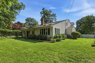 12 Kenny St, Hauppauge, NY 11788 - Photo 6