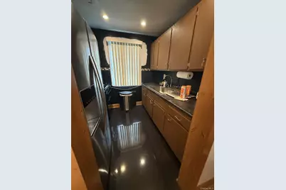 78-27 Springfield Boulevard #7827, Oakland Gardens, NY 11364 - Photo 2