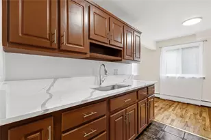 2 Woods End Cir, Peekskill, NY 10566 - Photo 10