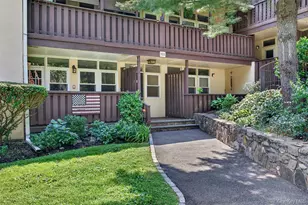 103 Wiltshire Rd, Scarsdale, NY 10583 - Photo 2