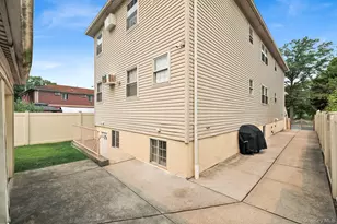 157-14 Baisley Blvd, Rochdale, NY 11434 - Photo 34