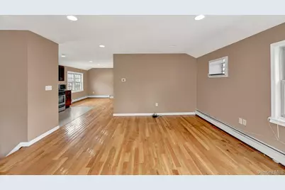 15714 Baisley Boulevard, Rochdale, NY 11434 - Photo 18