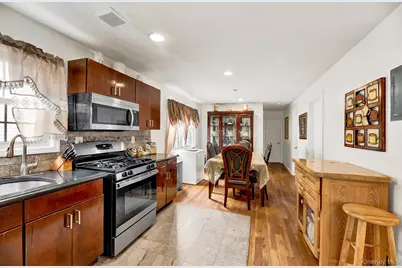 15714 Baisley Boulevard, Rochdale, NY 11434 - Photo 6