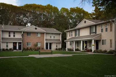 17 Country Club Drive #17H, Coram, NY 11727 - Photo 2