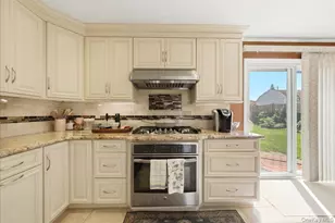 2410 Lodovick Ave, Bronx, NY 10469 - Photo 12