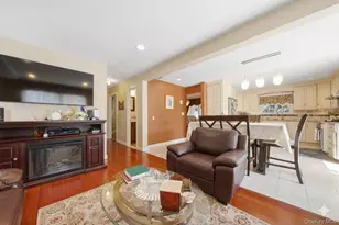 2410 Lodovick Ave, Bronx, NY 10469 - Photo 10