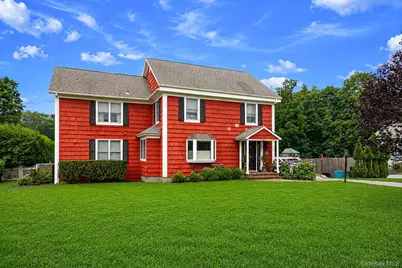 312 Riverside Drive, Riverhead, NY 11901 - Photo 2
