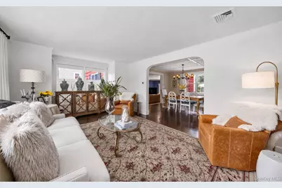 312 Riverside Drive, Riverhead, NY 11901 - Photo 6