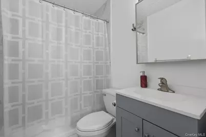 3220 Fairfield Avenue #4D, Bronx, NY 10463 - Photo 12