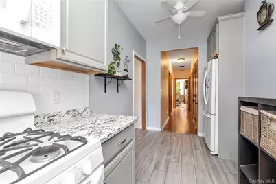 71-27 68th Street, Glendale, NY 11385 - Photo 10