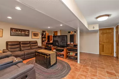 71-27 68th Street, Glendale, NY 11385 - Photo 18