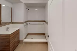67-19 Austin St, Forest Hills, NY 11375 - Photo 18