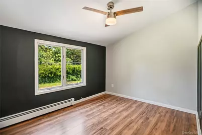 21 Hackberry Lane, Holbrook, NY 11741 - Photo 24