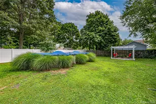 234 Grand Ave, Lindenhurst, NY 11757 - Photo 24