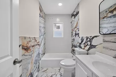 10513 133rd Street, Richmond Hill, NY 11419 - Photo 12