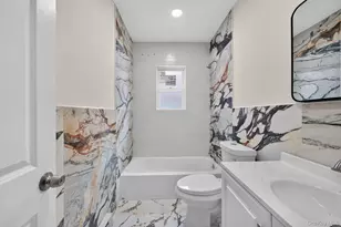 105-13 133rd St, Richmond Hill, NY 11419 - Photo 12