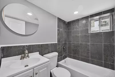 10513 133rd Street, Richmond Hill, NY 11419 - Photo 16