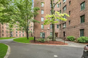 1579 Metropolitan Ave, Bronx, NY 10462 - Photo 1