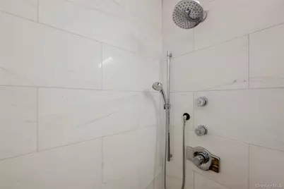 1805 215th Street #2G, Bayside, NY 11360 - Photo 12
