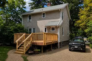 264 Ehrhardt Rd, Pearl River, NY 10965 - Photo 2