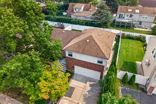 1822 Kent St, Westbury, NY 11590 - Photo 38