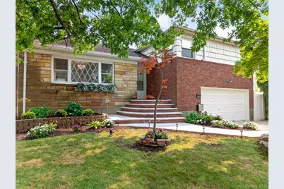 1822 Kent Street, Westbury, NY 11590 - Photo 16