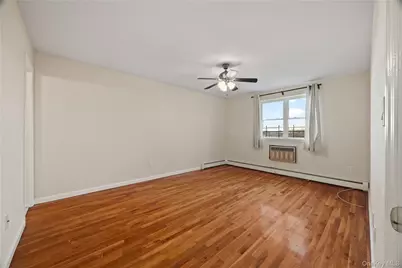 10 Pennyfield Avenue #5C, Bronx, NY 10465 - Photo 16