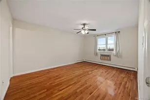10 Pennyfield Ave, Bronx, NY 10465 - Photo 16