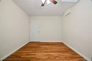 10 Pennyfield Ave, Bronx, NY 10465 - Photo 12