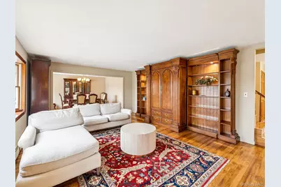 5 Linda Court, Oyster Bay, NY 11771 - Photo 6