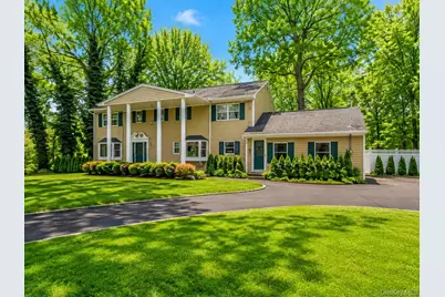 5 Linda Court, Oyster Bay, NY 11771 - Photo 4