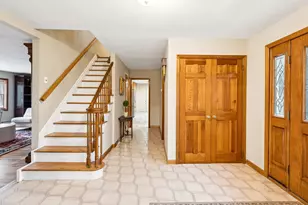 5 Linda Ct, Oyster Bay, NY 11771 - Photo 12