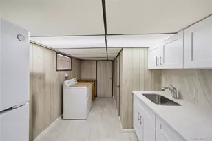 66-28 75th St, Middle Village, NY 11379 - Photo 8