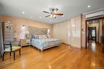 108-42 64th Road, Forest Hills, NY 11375 - Photo 20