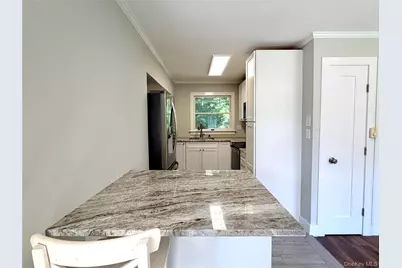 40 Hampton Street, Westhampton Beach, NY 11978 - Photo 8