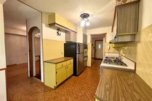 28 Euclid Ave, Dix Hills, NY 11746 - Photo 14