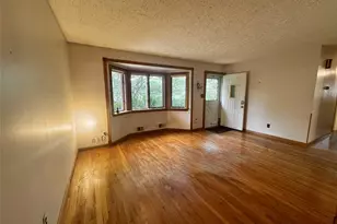 28 Euclid Ave, Dix Hills, NY 11746 - Photo 4